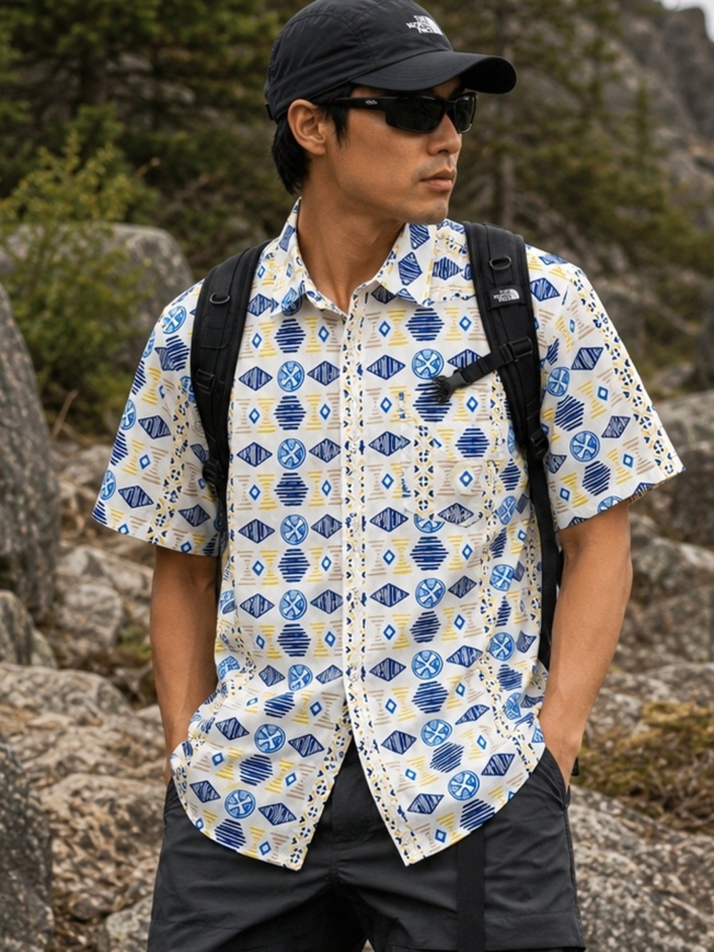 The North Face Men’s Small Geometric Print Cotton Short Sleeve Button Up Shirt